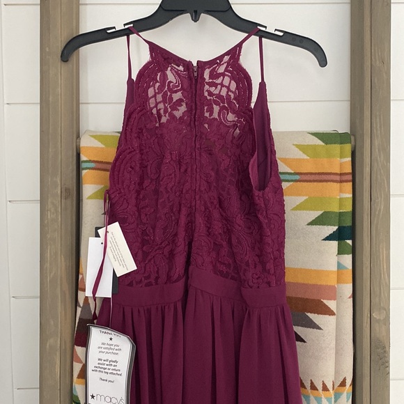 Maroon formal dress - Picture 13 of 17